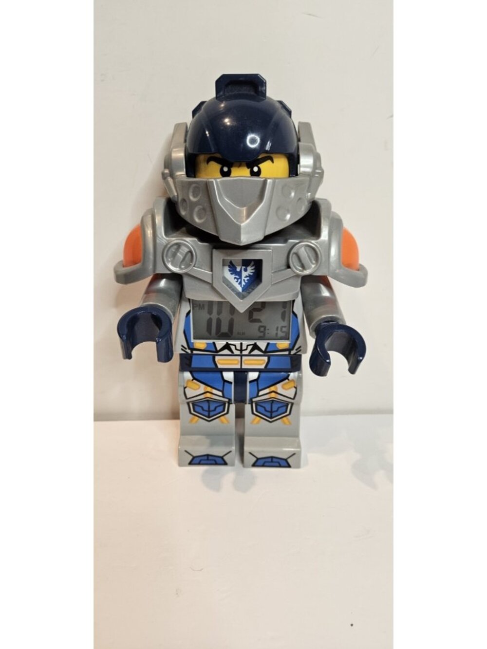 Lego 2016 Nexo Knights Clay Blue Minifigure Digital 9.5" Alarm Clock Working